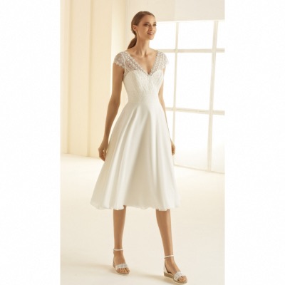 Robe de mariée courte Bornéa marque Bianco Evento (exclusivité internet) T 36 à 46 