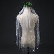 Voile de mariée ivoire court avec perles 