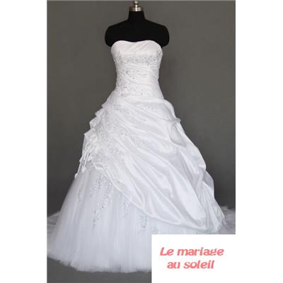 Achat en ligne! Robe de mariée Scarlett T 34 à 54 blanche tulle broderies