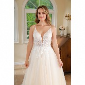 Achat en ligne Robe de mariée AYA ivoire T 42 tulle, broderies, dentelle , bretelles 