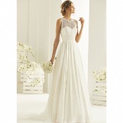 Robe de mariée fluide Ophélia T 36 et T 38 ivoire champêtre, dentelle, bretelle