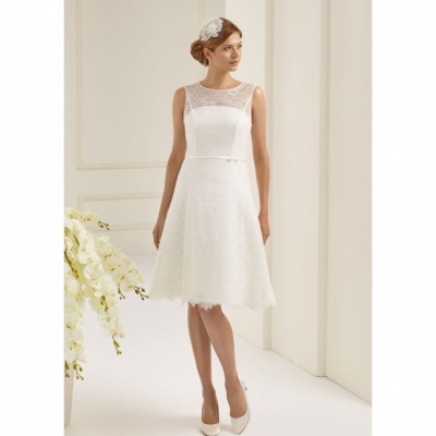 Achat en ligne, Robe de mariee Calendula courte dentelle blanche T 36, 38, 40 , 42, 44 Bianco Evento 