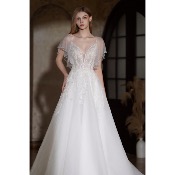 Robe de mariée Alizée T 44, ivoire avec broderie, perles, paillettes, épaules dénudées 