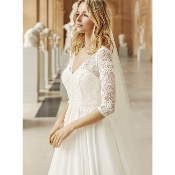 Robe de mariée Médusa T 36 ou 40 manches 3/4