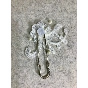 Attache-traîne de mariage artisanal en dentelle et perles