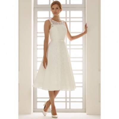 Destockage! Robe de mariée courte T 46 Siena ivoire dentelle Bianco Evento