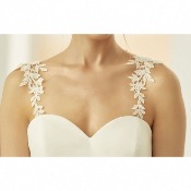 Bretelles ivoire dentelle fleurs sur lpaule, Bianco Evento 
