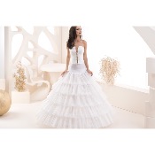 Jupon de mariée princesse 5 cerceaux et 420 cm de circonférence 