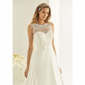 Robe de mariee Riviera ivoire T38 dentelle mousseline Bianco Evento